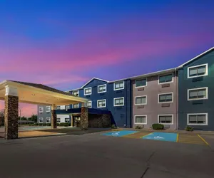 Photo 2 - Comfort Inn