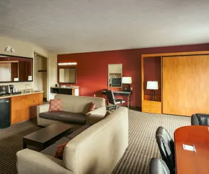 Photo 4 - Holiday Inn Express Anchorage, an IHG Hotel