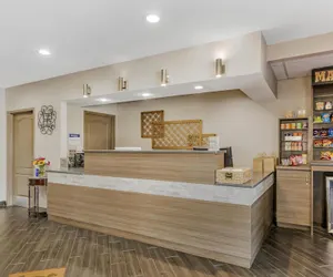 Photo 4 - Best Western Plus Sanford Airport/Lake Mary Hotel
