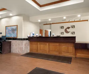 Photo 4 - Comfort Inn & Suites