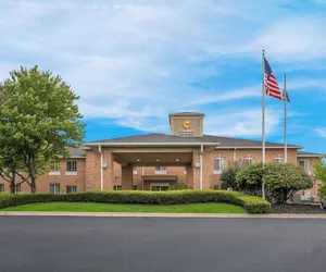 Photo 2 - Comfort Inn & Suites