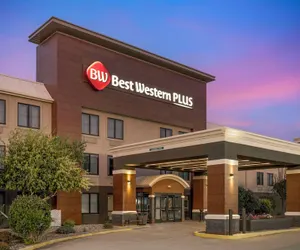 Photo 2 - Best Western Plus Lafayette Hotel University Area