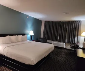 Photo 4 - Baymont Inn & Suites by Wyndham Lincoln NE
