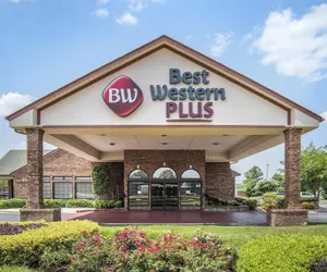 Photo 2 - Best Western Plus Bessemer Hotel & Suites