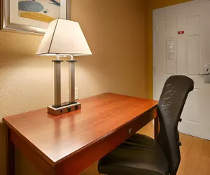 Photo 5 - Best Western Exeter Inn & Suites