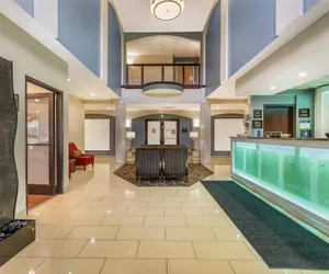 Photo 4 - Best Western Joliet Inn & Suites