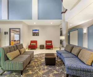 Photo 5 - Best Western Joliet Inn & Suites