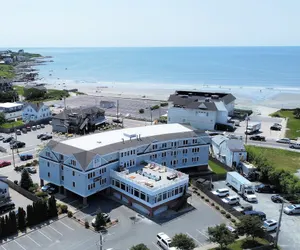 Photo 2 - Atlantic Beach Hotel Newport