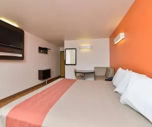 Photo 5 - Motel 6 Meridian, ID - Boise W