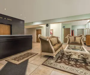 Photo 2 - Microtel Inn & Suites by Wyndham Kansas City Airport