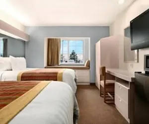 Photo 3 - Microtel Inn & Suites by Wyndham Kansas City Airport