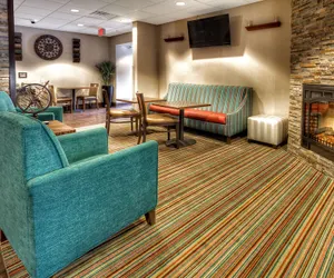 Photo 3 - Hampton Inn Marion