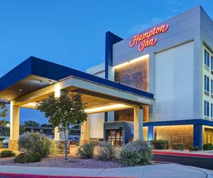 Photo 2 - Hampton Inn Albuquerque-University/Midtown