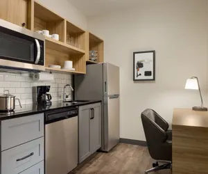 Photo 5 - Candlewood Suites Miami Doral by IHG