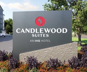 Photo 2 - Candlewood Suites Miami Doral by IHG