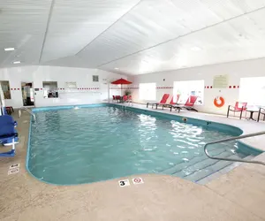 Photo 2 - Hampton Inn Sandusky-Central