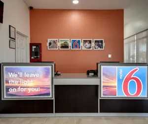 Photo 3 - Motel 6 Jennings, LA