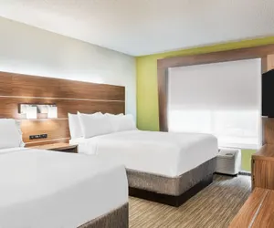 Photo 5 - Holiday Inn Express Hotel & Suites Bentonville, an IHG Hotel