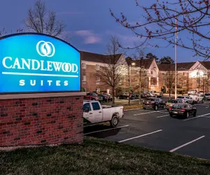 Photo 2 - Candlewood Suites Glen Allen-Short Pump, an IHG Hotel