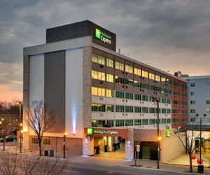 Photo 2 - Holiday Inn Express Washington DC N-Silver Spring, an IHG Hotel