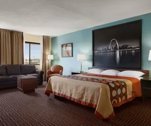 Photo 5 - Super 8 by Wyndham Fairview Heights-St. Louis