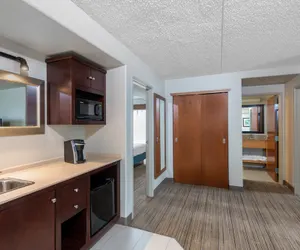 Photo 4 - Holiday Inn Express & Suites Wheat Ridge-Denver West, an IHG Hotel