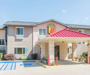 Photo 2 - Super 8 by Wyndham Bloomington University Area