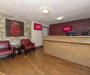 Photo 4 - Red Roof Inn Jacksonville - Cruise Port