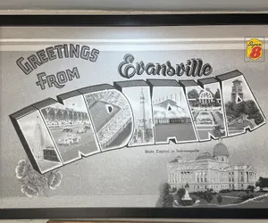 Photo 2 - Super 8 by Wyndham Evansville East