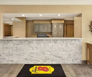 Photo 3 - Super 8 by Wyndham Ankeny/Des Moines Area
