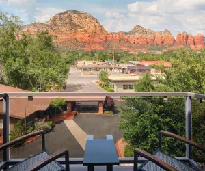 Photo 2 - Aiden by Best Western Sedona