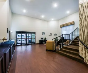 Photo 2 - Sleep Inn & Suites Guthrie - Edmond North