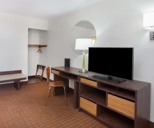 Photo 4 - Super 8 by Wyndham Chicago/Rosemont/O'Hare/SE