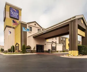 Photo 2 - Sleep Inn & Suites Tulsa Central I-44