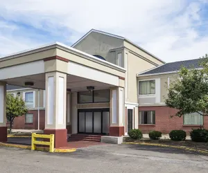 Photo 2 - Red Roof Inn Columbus - Ohio State Fairgrounds