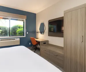 Photo 5 - Holiday Inn Express Hotel & Suites Pleasant Prairie-Kenosha by IHG
