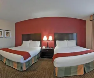 Photo 4 - Holiday Inn Express Hotel & Suites Pleasant Prairie-Kenosha by IHG