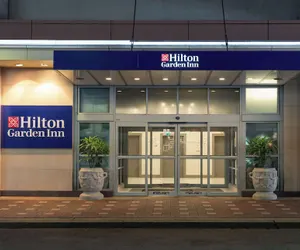 Photo 2 - Hilton Garden Inn Philadelphia Center City