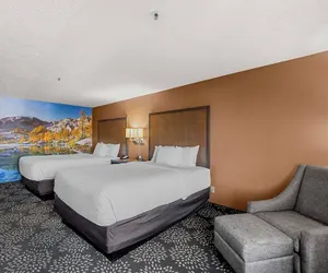 Photo 5 - Clarion Pointe Wenatchee