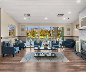 Photo 3 - Clarion Pointe Wenatchee