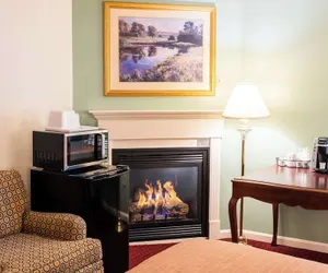 Photo 2 - Fireside Inn & Suites Bangor