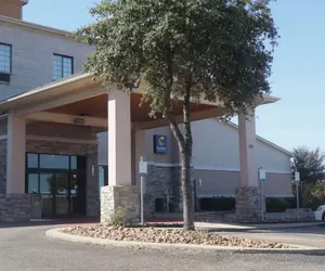 Photo 2 - Comfort Inn & Suites Burnet