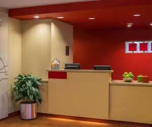Photo 3 - Sonesta Simply Suites Phoenix Scottsdale