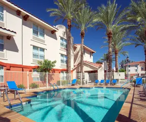 Photo 2 - Sonesta Simply Suites Phoenix Scottsdale