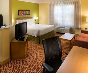 Photo 4 - Sonesta Simply Suites Phoenix Scottsdale