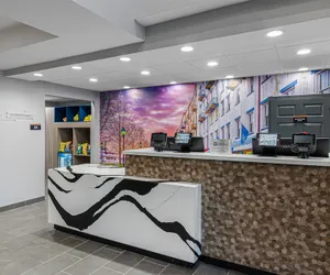 Photo 5 - Best Western Plus Savannah Gateway