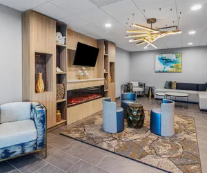 Photo 3 - Best Western Plus Savannah Gateway