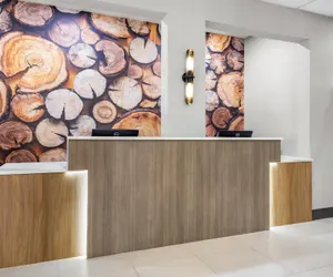 Photo 3 - Brentwood Suites Nashville, an Ascend Collection Hotel