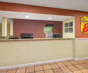 Photo 3 - Super 8 by Wyndham Portales