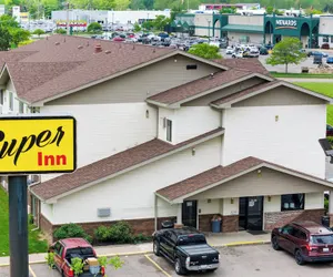 Photo 2 - Super Inn by OYO Lansing MI